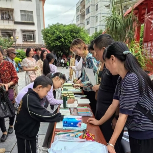 云龙县多部门联动开展生物多样性保护宣传活动